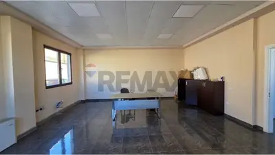Magazzino in affitto a Vore, Vorë, 3.000 m². Foto 1 di 8
