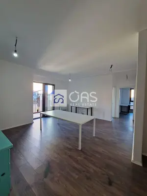 Office for rent in Rruga e Kavajës, Tirana, 103 m². Photo 3 of 6