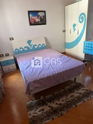 Apartament 2+1 me qera në Rruga e Elbasanit, Tiranë, 90 m². Foto 6 nga 7