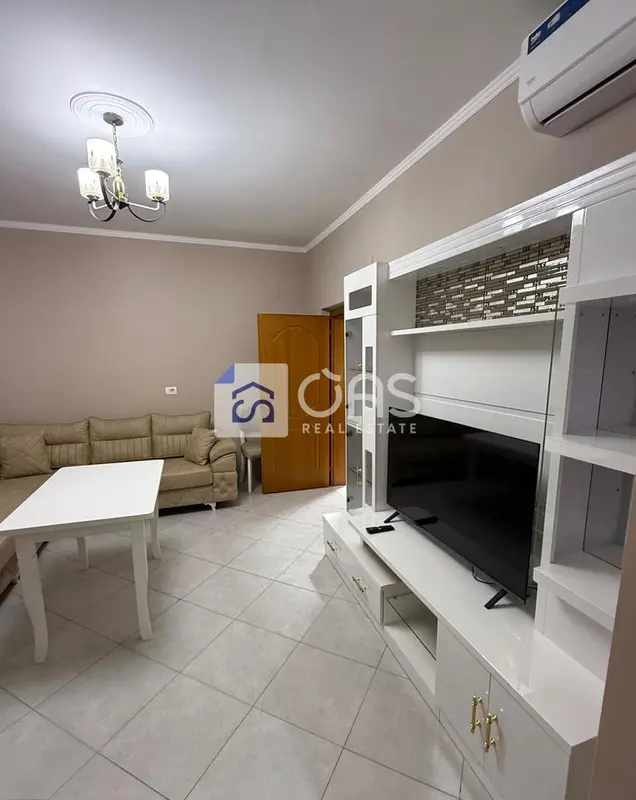 Apartament 2+1 me qera në 21 Dhjetori, Tiranë, 80 m²
