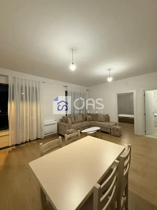 Appartamento 1+1 in affitto a Bulevardi i Ri, Tirana, 65 m²