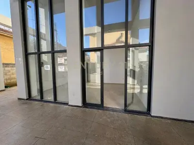 Commercial space for rent in Rruga Riza Cerova, Tirana, 35 m². Photo 2 of 3