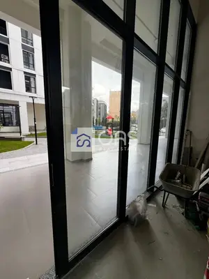 Ambient biznesi me qera në Komuna e Parisit, Tiranë, 44 m². Foto 2 nga 6