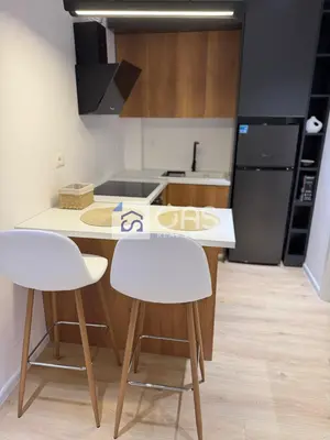 Apartament me qera në Ali Demi, Tiranë, 52 m². Foto 3 nga 12