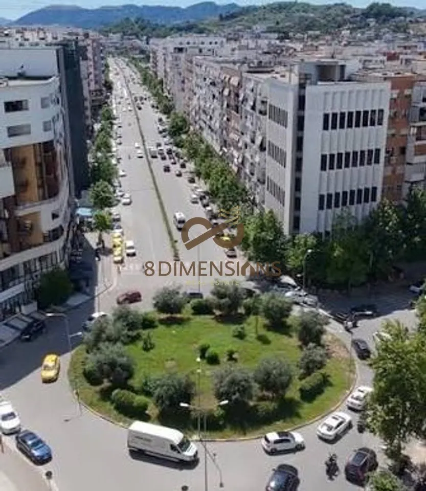 Locale commerciale in affitto ad Astir, Tirana, 50 m². Foto 1 di 1