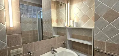 Apartment 2+2 for rent in Rruga e Durrësit, Tirana, 100 m². Photo 5 of 9