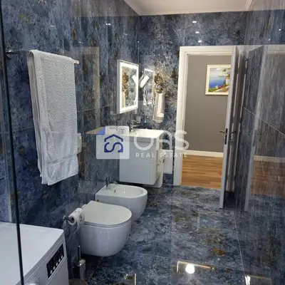 Appartamento 1+1 in affitto a Blloku, Tirana, 70 m². Foto 6 di 10