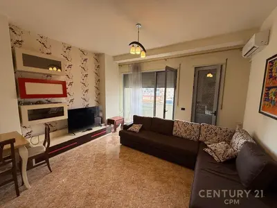 Apartment 1+1 for rent in Sheshi Avni Rustemi, Tirana, 70 m². Photo 2 of 5