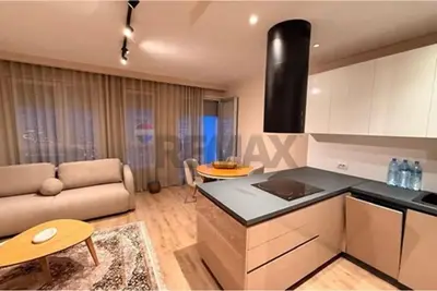 Appartamento 1+1 in affitto a Materniteti i Ri, Tirana, 79 m². Foto 2 di 6