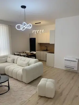 Apartament 1+1 me qera në Jordan Misja, Tiranë, 70 m². Foto 6 nga 8