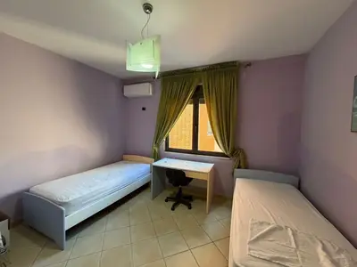 Apartament 2+1 me qera në Rruga Qemal Stafa, Tiranë, 103 m². Foto 12 nga 12
