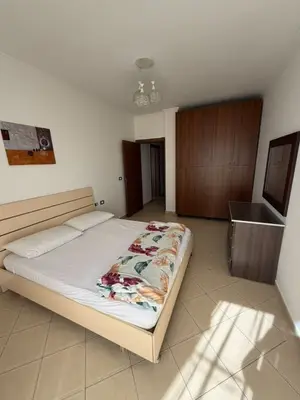 Apartment 1+1 for rent in Rruga e Kavajës, Tirana, 72 m². Photo 5 of 8