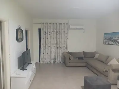 Appartamento 2+1 in affitto ad Astir, Tirana, 100 m². Foto 1 di 9