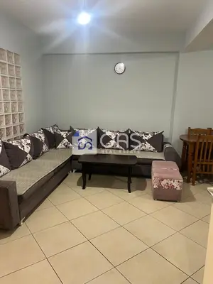 Apartament 1+1 me qera në Kthesa e Kamzës, Tiranë, 60 m². Foto 2 nga 6