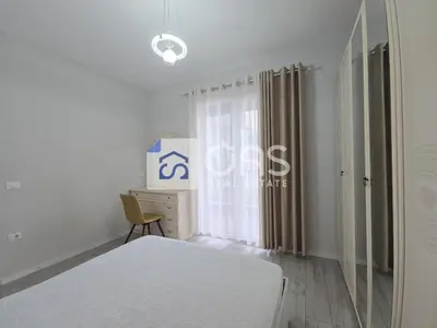 Apartament 1+1 me qera në Komuna e Parisit, Tiranë, 70 m². Foto 4 nga 6