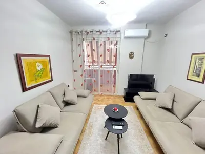 Apartment 1+1 for rent in Rruga Sami Frashëri, Tirana, 65 m². Photo 3 of 9