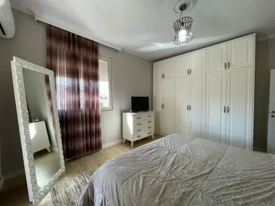 Appartamento 2+1 in affitto a Bulevardi Zogu I, Tirana, 123 m². Foto 8 di 11