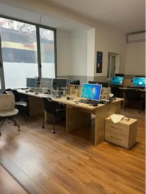 Commercial space for rent in KAZAZI...Therje, Durrës, 160 m². Photo 3 of 7