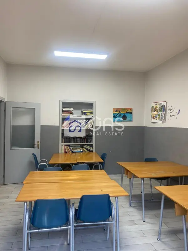 Office for rent in Rruga Sami Frashëri, Tirana, 100 m²