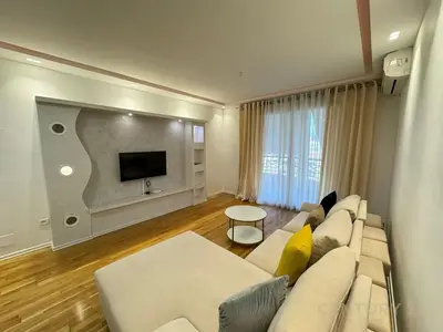 Appartamento 2+1 in affitto a Rruga Rrapo Hekali, Tirana, 103 m². Foto 1 di 9