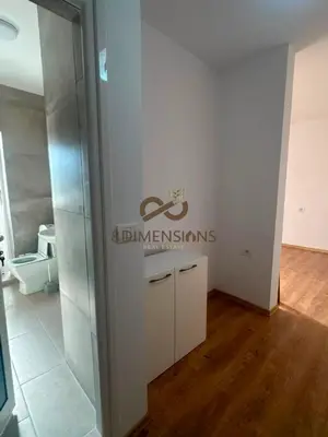 Apartament 1+1 me qera në Sheshi Skënderbej, Tiranë, 55 m². Foto 5 nga 6