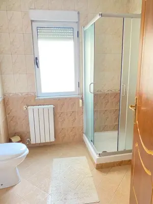 Dupleks 3+1 me qera në Rruga e Elbasanit, Tiranë, 95 m². Foto 6 nga 6