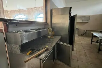 Locale in affitto a Pjeze, Durazzo, 444 m². Foto 9 di 10