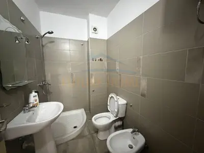 Apartment 1+1 for rent in Rruga Kumini, Durrës, 56 m². Photo 4 of 4