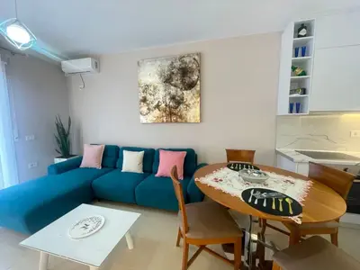 Apartment 2+1 for rent in Vlorë Albania, Vlorë, 86 m². Photo 3 of 12