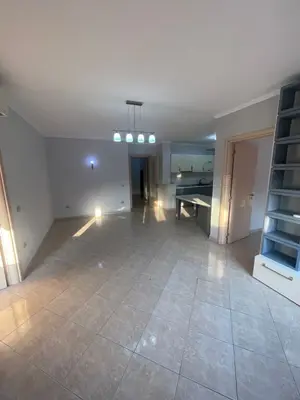 Apartment 2+1 for rent in Blloku, Tirana, 96 m². Photo 2 of 8