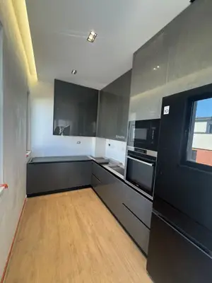 Apartment 2+1 for rent in Liqeni i Thatë, Tirana, 120 m². Photo 3 of 3