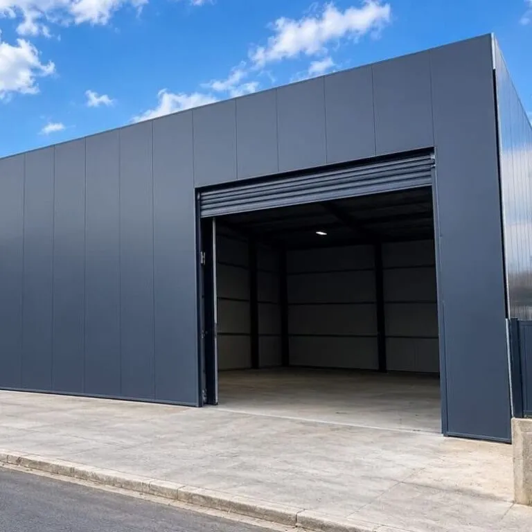Warehouse for rent in Yrshek, Tirana, 670 m². Photo 1 of 1
