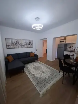 Appartamento 1+1 in affitto a Restorant Durrësi, Tirana, 60 m². Foto 1 di 7
