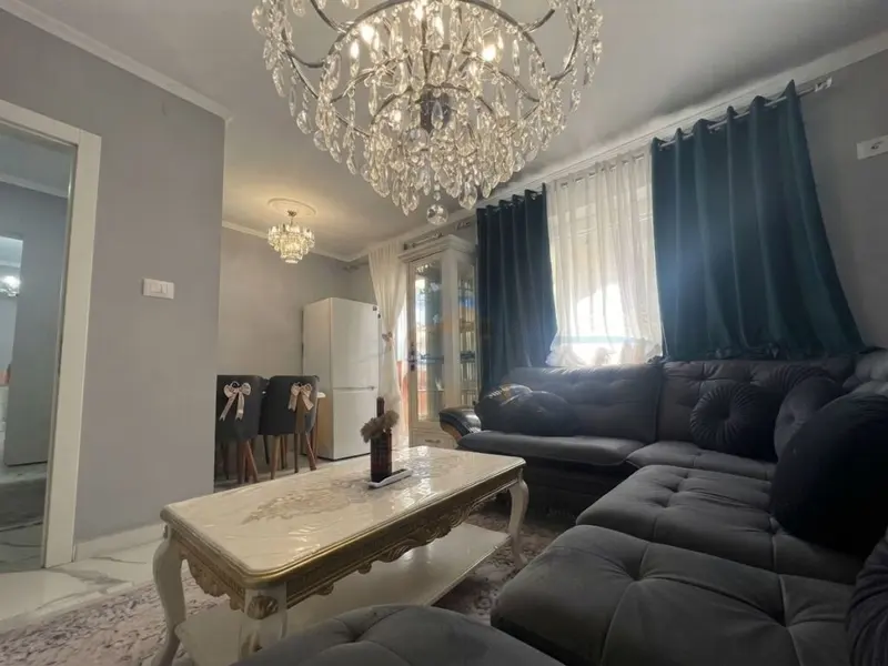 Appartamento 1+1 in affitto a Shkolla e Baletit, Tirana, 51 m²