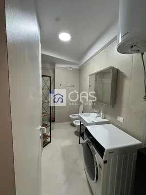 Apartament 1+1 me qera në Liqeni i Thatë, Tiranë, 75 m². Foto 5 nga 6