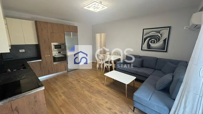 Appartamento 1+1 in affitto a 5 Maj, Tirana, 68 m²