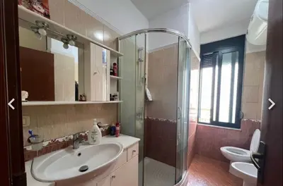 Shtëpi private 1+1 me qera në 21 Dhjetori, Tiranë, 60 m². Foto 5 nga 7