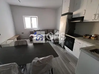 Appartamento 2+1 in affitto a Porcelan, Tirana, 90 m². Foto 3 di 4
