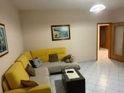 Apartament 1+1 me qera në Stacioni i Parë, Durrës, 75 m². Foto 7 nga 7