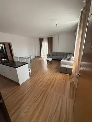 Apartament me qera në Spitallë, Durrës, 150 m². Foto 1 nga 4