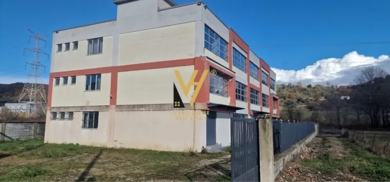 Warehouse for rent in Prush, Tirana, 700 m²
