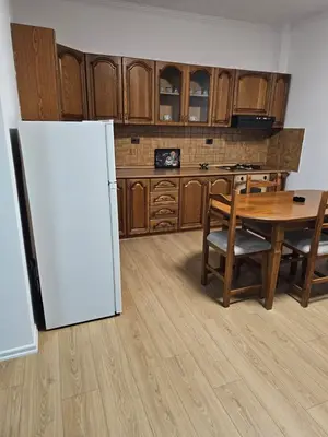 Appartamento 2+1 in affitto a Tirana, 100 m². Foto 3 di 8