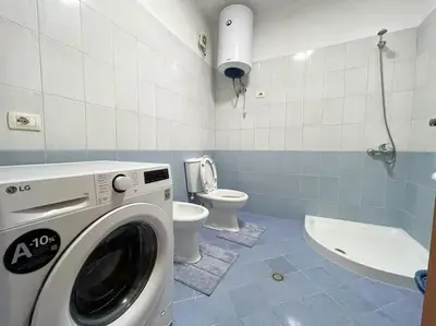 Appartamento 2+1 in affitto ad Astir, Tirana, 100 m². Foto 11 di 11