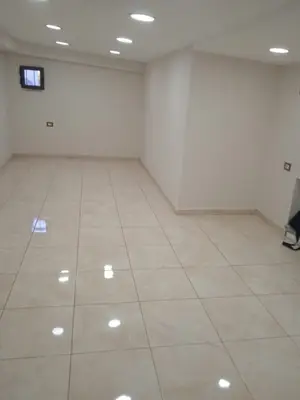 Ufficio in affitto a Rruga e Durrësit, Tirana, 30 m². Foto 3 di 4