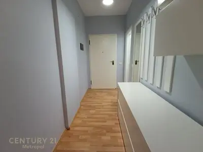 Apartament 2+1 me qera në Rruga Mujo Ulqinaku, Tiranë, 102 m². Foto 2 nga 7