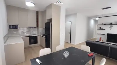 Appartamento 2+1 in affitto a Xhamia e Tabakeve, Tirana, 115 m². Foto 3 di 11