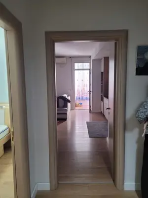 Apartament 1+1 me qera në Rruga Shoqeria Bashkimi, Durrës, 84 m². Foto 2 nga 9