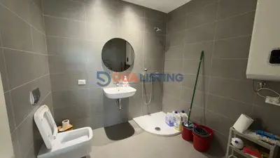 Office for rent in Liceu Artistik, Tirana, 308 m². Photo 4 of 7