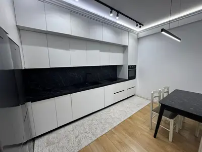 Apartament 3+1 me qera në Rruga e Kosovarëve, Tiranë, 150 m². Foto 5 nga 12