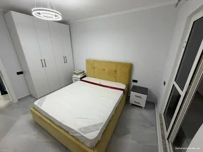 Villa 1+1 in affitto a Rruga Endri Keko, Tirana, 57 m². Foto 3 di 5